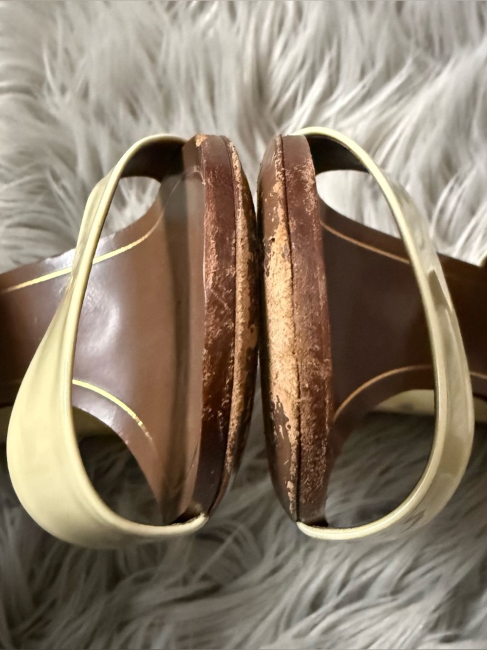 GUCCI Alyssa Horsebit Patent Leather Sandals Block Heel  Size 38 Size 8 - Picture 5 of 11